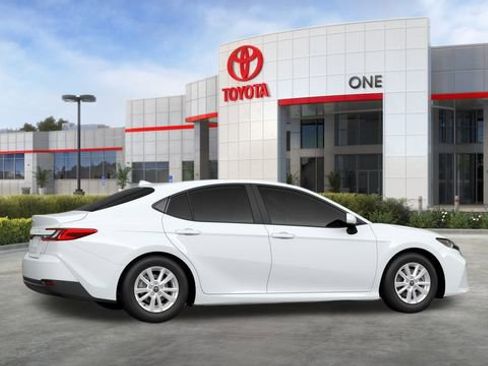 New 2026 Toyota Camry LE image 12