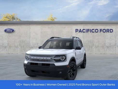 New 2025 Ford Bronco Sport Outer Banks image 3