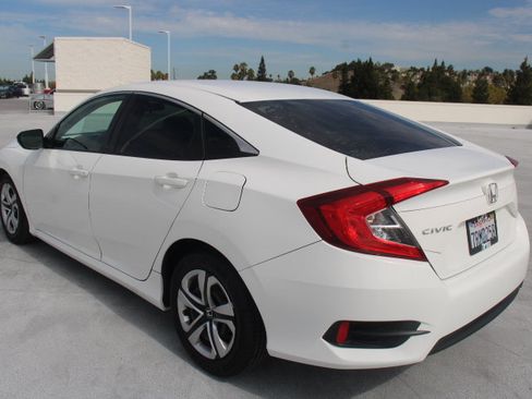 Used 2016 Honda Civic LX image 5