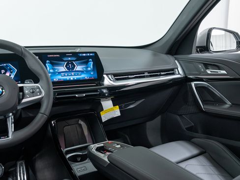 New 2026 BMW X1 xDrive28i w/ Technology Package image 16