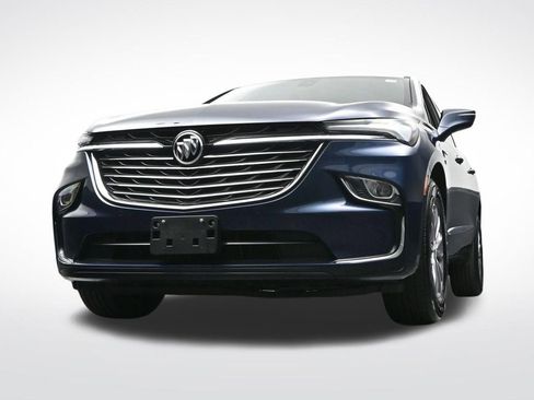 Used 2024 Buick Enclave Essence AWD/4WD image 33