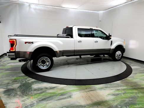 Used 2019 Ford F450 King Ranch w/ King Ranch Ultimate Package AWD/4WD image 5