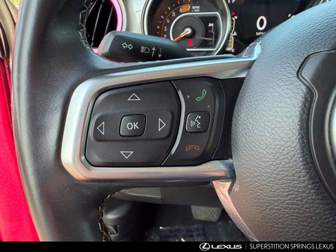 Used 2022 Jeep Wrangler Unlimited Sahara AWD/4WD image 16