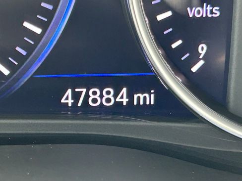 Used 2023 Buick Enclave Avenir w/ Avenir Technology Package FWD image 35