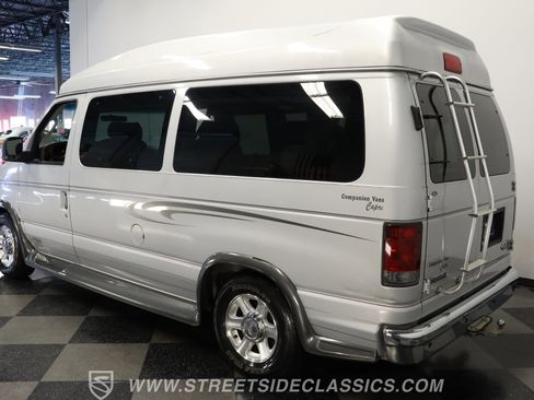 Used 2006 Ford E-150 and Econoline 150 image 6