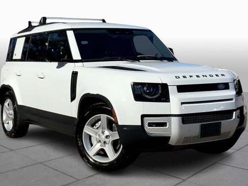 Used 2020 Land Rover Defender 110 SE image 2