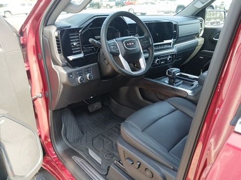 Used 2025 GMC Sierra 1500 SLT w/ SLT Premium Plus Package image 51