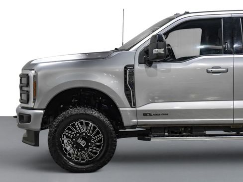 Used 2024 Ford F350 Lariat AWD/4WD image 11
