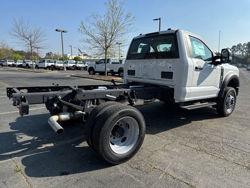 New 2026 Ford F450 XL w/ XL Chrome Package RWD image 6