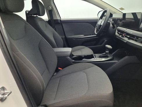 Used 2025 Kia K4 FWD image 21