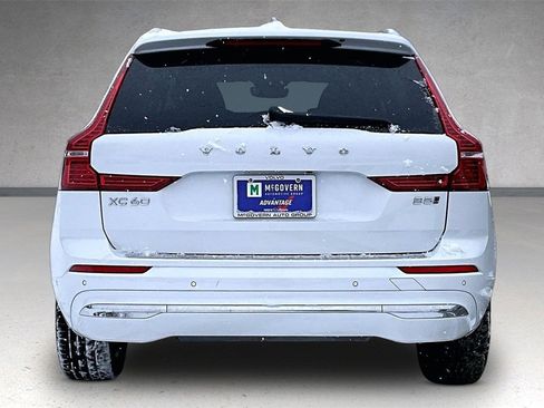 Certified 2023 Volvo XC60 B5 Plus image 5