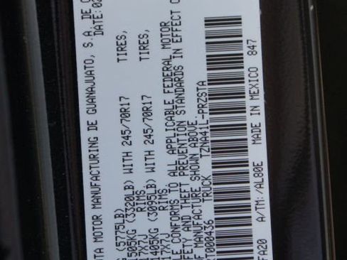 Used 2024 Toyota Tacoma SR image 23