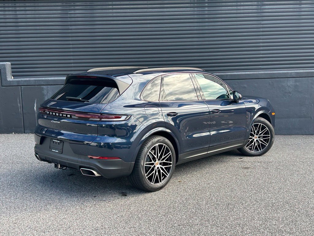 Certified 2026 Porsche Cayenne AWD/4WD image 10