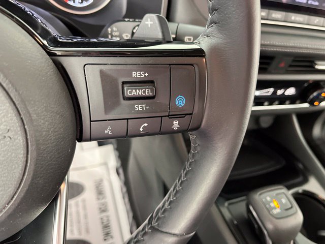 Used 2023 Nissan Rogue SV w/ SV Premium B Package FWD image 23