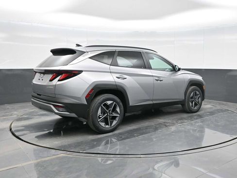 New 2026 Hyundai Tucson SEL image 8