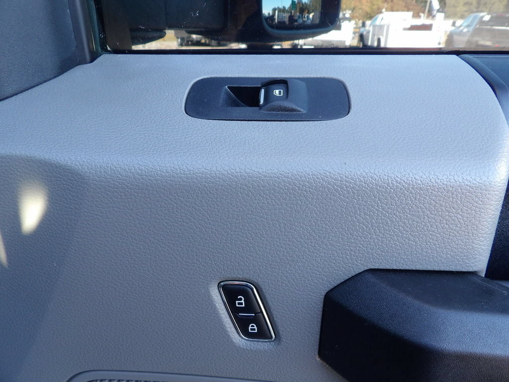 Used 2019 Ford F550 4x4 Crew Cab Super Duty image 37