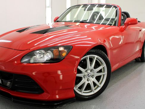Used 2004 Honda S2000 image 25
