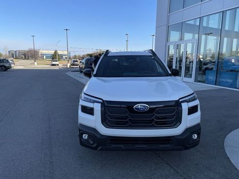 Used 2026 Subaru Outback Premium image 7