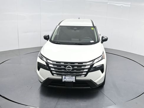 Used 2024 Nissan Rogue S image 52