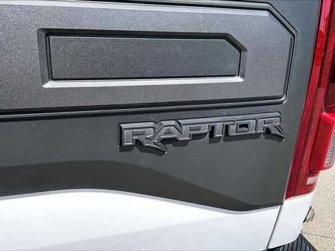 Used 2020 Ford F150 Raptor w/ Equipment Group 802A Luxury AWD/4WD image 26