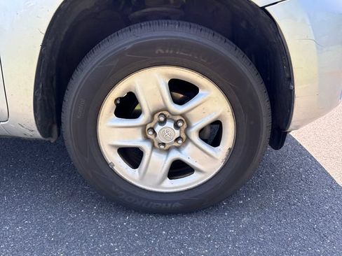 Used 2008 Toyota RAV4 4WD image 11