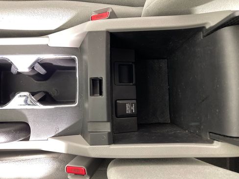 Used 2013 Honda Accord LX image 25