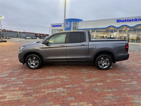 Certified 2024 Honda Ridgeline TrailSport image 33
