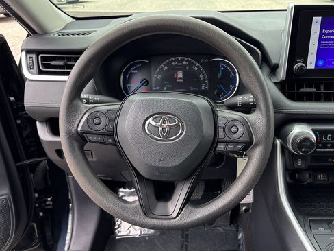 Used 2024 Toyota RAV4 LE AWD/4WD image 24