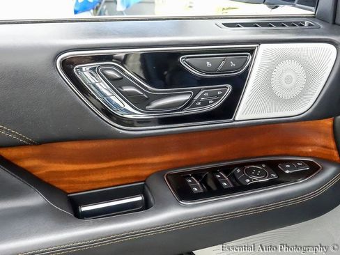 Used 2022 Lincoln Navigator L Black Label AWD/4WD image 25