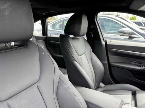 Used 2025 BMW 430i w/ Premium Package image 35