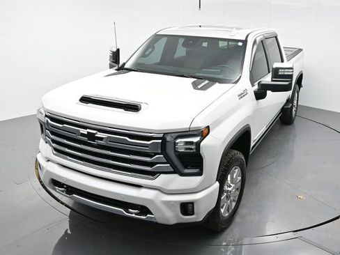 Used 2024 Chevrolet Silverado 2500 High Country w/ High Country Premium Package image 36