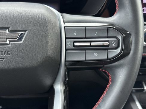 Used 2023 Chevrolet Colorado Z71 w/ Z71 Convenience Package 2 image 8