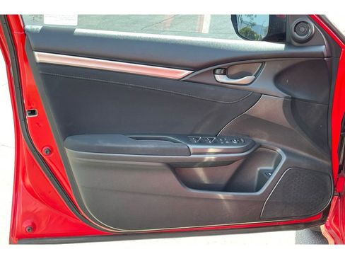 Used 2016 Honda Civic EX image 12