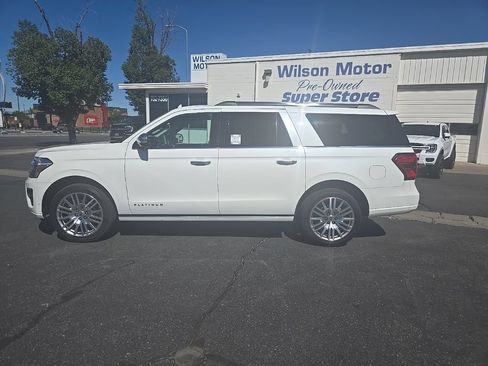 Used 2024 Ford Expedition Max Platinum AWD/4WD image 8