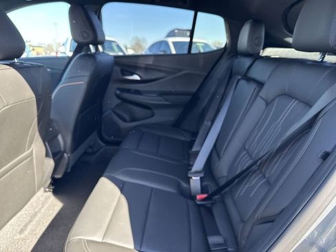 New 2026 Buick Envista Avenir image 22