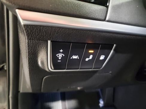 Used 2018 Kia Stinger Premium image 24