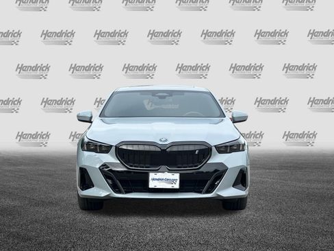 Used 2025 BMW i5 xDrive40 w/ M Sport Package AWD/4WD image 10