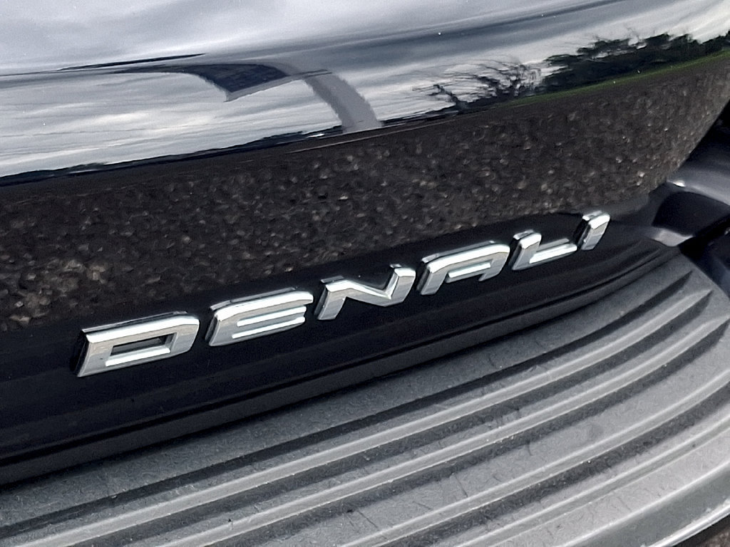 Used 2023 GMC Yukon Denali AWD/4WD image 33