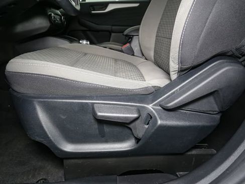 Used 2022 Ford Escape SE w/ Cold Weather Package FWD image 34