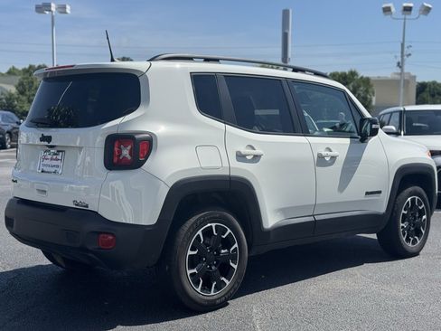 Used 2023 Jeep Renegade Latitude image 5