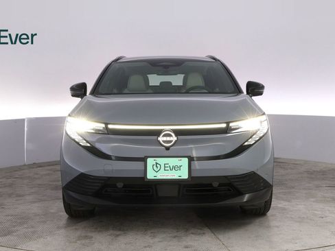 Used 2026 Nissan Leaf Platinum+ w/ Cargo Package (Platinum+) FWD image 12