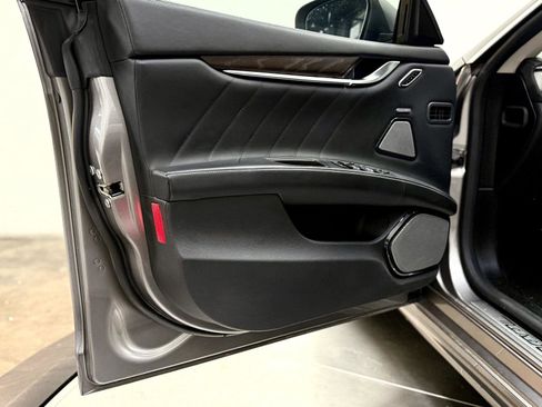 Used 2019 Maserati Ghibli GranLusso RWD image 11