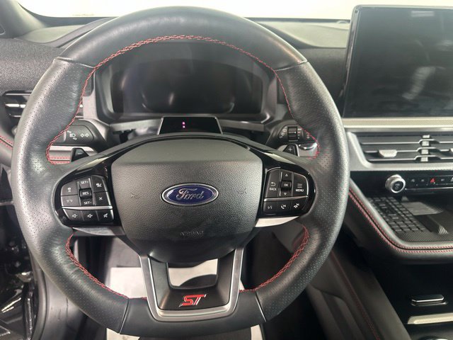 Used 2025 Ford Explorer ST AWD/4WD image 14