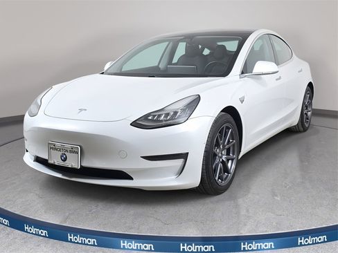 Used 2019 Tesla Model 3 Long Range image 1