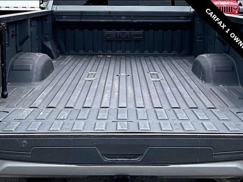 Used 2025 GMC Sierra 3500 Denali Ultimate AWD/4WD image 7