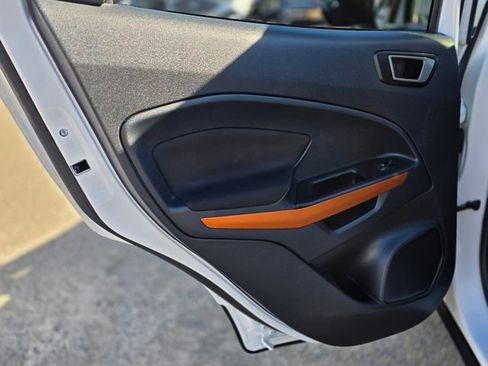 Used 2021 Ford EcoSport SE w/ SE Appearance Package FWD image 19