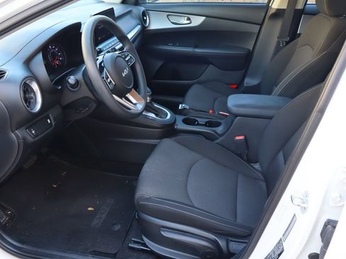 Used 2023 Kia Forte LXS FWD image 15