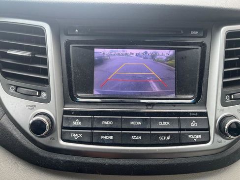 Used 2017 Hyundai Tucson SE image 15