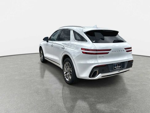 Used 2025 Genesis GV70 2.5T AWD/4WD image 6