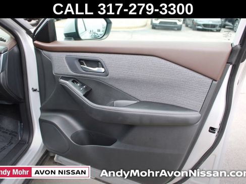 Used 2023 Nissan Rogue SV AWD/4WD image 22